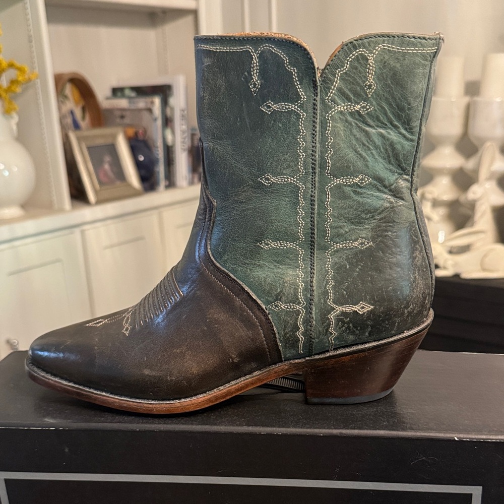 Women's Lucchese Two-Tone Green and Brown Leather Western Ankle Boots BRAND NEW - Picture 2 of 6